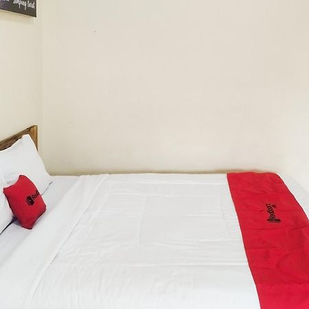 Reddoorz Syariah At Shakira Alesha Enggal Hotel Bandar Lampung Ngoại thất bức ảnh